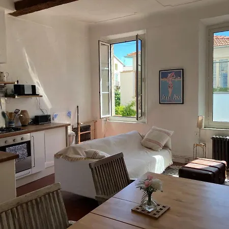 Cosy And Authentic In Old Antibes