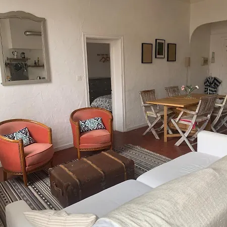 Cosy And Authentic In Old Appartement *